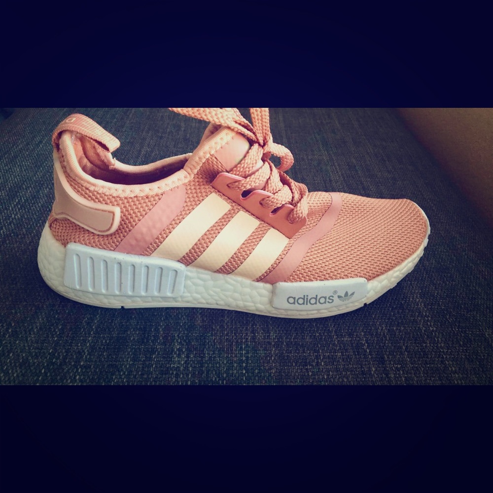 NEVER BEEN WORN ADIDAS NMD